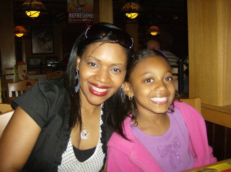 Laneen and her twin daughter